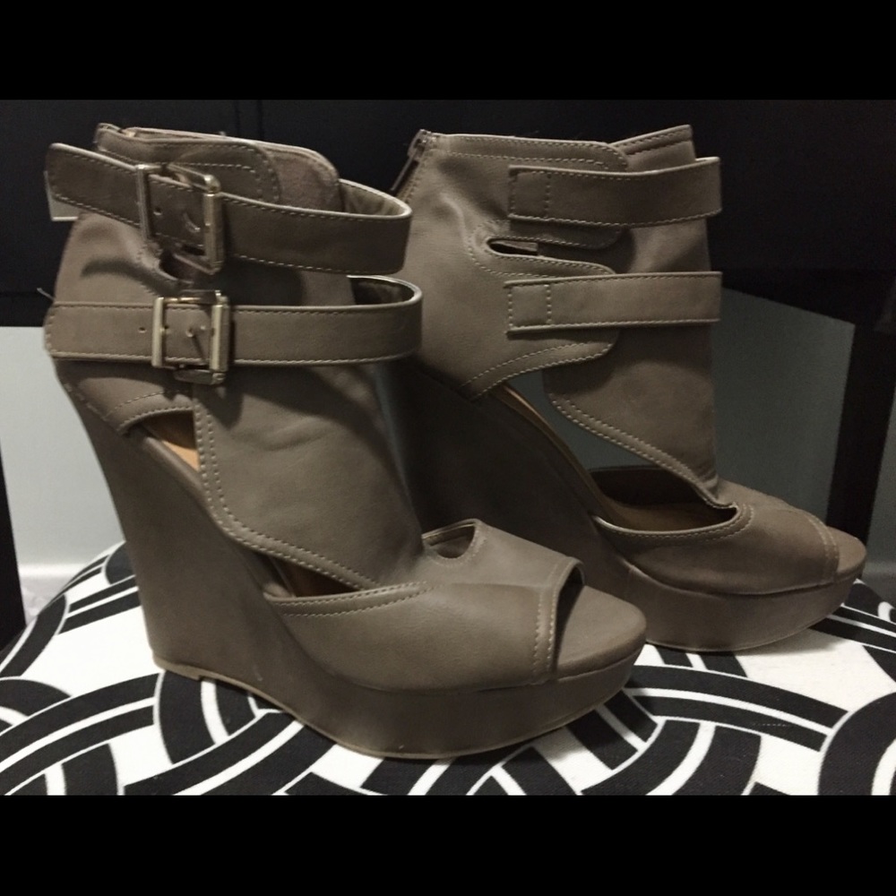 Women’s wedges